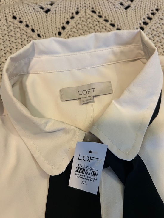LOFT Cream Button Down Blouse with Black Tie Nevk Sz XL NWT - Picture 3 of 8